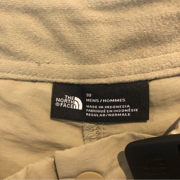 The northface zip off shorts beige sz 30 - Picture 4 of 4